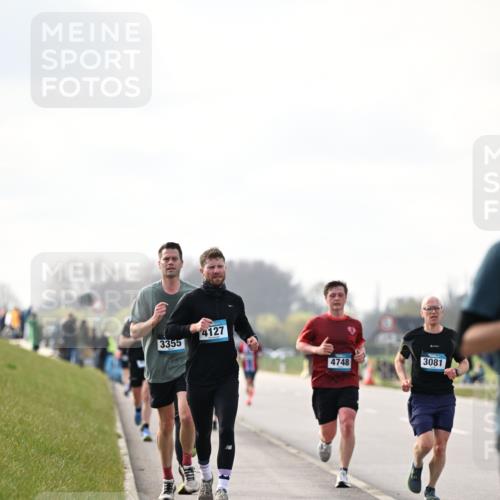 12.04.2026 - 45. Internationalen Wilhelmsburger Insellauf Dr. Thomas Lammeyer http://msf.ph/oto/9440869 12.04.2026 10:06:16 Laufen 3355, 4127, 4748, 3081 meine-sportfotos.de