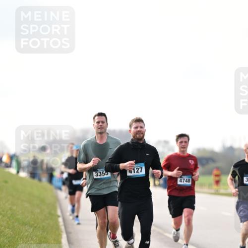 12.04.2026 - 45. Internationalen Wilhelmsburger Insellauf Dr. Thomas Lammeyer http://msf.ph/oto/9440879 12.04.2026 10:06:17 Laufen 3355, 4127, 4748 meine-sportfotos.de