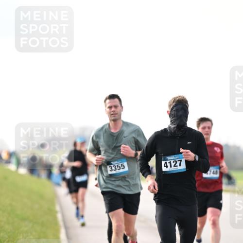 12.04.2026 - 45. Internationalen Wilhelmsburger Insellauf Dr. Thomas Lammeyer http://msf.ph/oto/9440888 12.04.2026 10:06:19 Laufen 3355, 4127, 748 meine-sportfotos.de