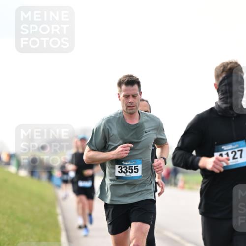 12.04.2026 - 45. Internationalen Wilhelmsburger Insellauf Dr. Thomas Lammeyer http://msf.ph/oto/9440893 12.04.2026 10:06:20 Laufen 45, 3355, 1127 meine-sportfotos.de