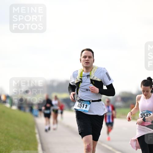12.04.2026 - 45. Internationalen Wilhelmsburger Insellauf Dr. Thomas Lammeyer http://msf.ph/oto/9440926 12.04.2026 10:06:26 Laufen 4511, 3542 meine-sportfotos.de