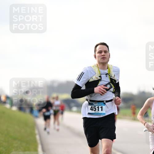 12.04.2026 - 45. Internationalen Wilhelmsburger Insellauf Dr. Thomas Lammeyer http://msf.ph/oto/9440929 12.04.2026 10:06:26 Laufen 4511 meine-sportfotos.de