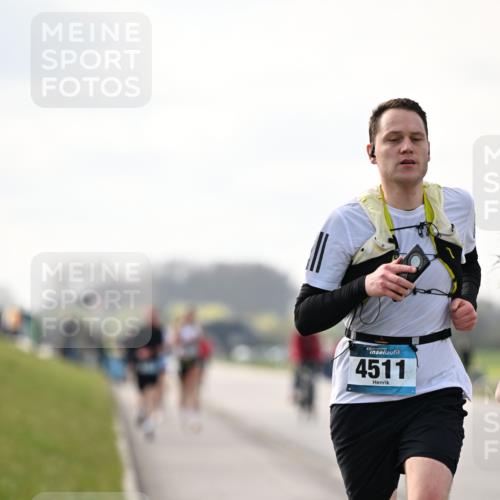 12.04.2026 - 45. Internationalen Wilhelmsburger Insellauf Dr. Thomas Lammeyer http://msf.ph/oto/9440934 12.04.2026 10:06:27 Laufen 4511, 42 meine-sportfotos.de