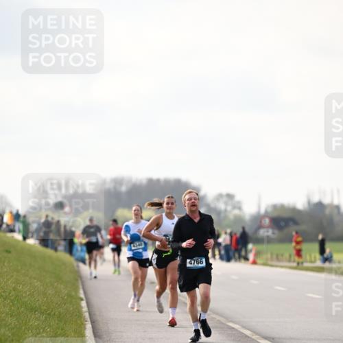 12.04.2026 - 45. Internationalen Wilhelmsburger Insellauf Dr. Thomas Lammeyer http://msf.ph/oto/9440960 12.04.2026 10:06:32 Laufen 4340, 4766 meine-sportfotos.de