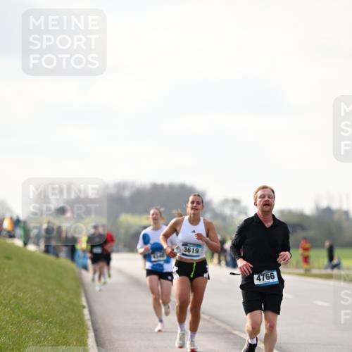 12.04.2026 - 45. Internationalen Wilhelmsburger Insellauf Dr. Thomas Lammeyer http://msf.ph/oto/9440970 12.04.2026 10:06:34 Laufen 3619, 4766 meine-sportfotos.de