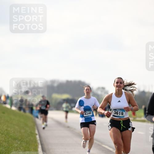 12.04.2026 - 45. Internationalen Wilhelmsburger Insellauf Dr. Thomas Lammeyer http://msf.ph/oto/9440986 12.04.2026 10:06:36 Laufen 4340, 3619 meine-sportfotos.de