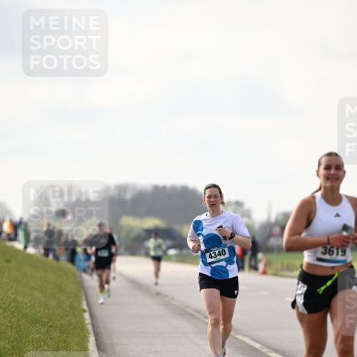 12.04.2026 - 45. Internationalen Wilhelmsburger Insellauf Dr. Thomas Lammeyer http://msf.ph/oto/9440990 12.04.2026 10:06:37 Laufen 4340, 3619 meine-sportfotos.de