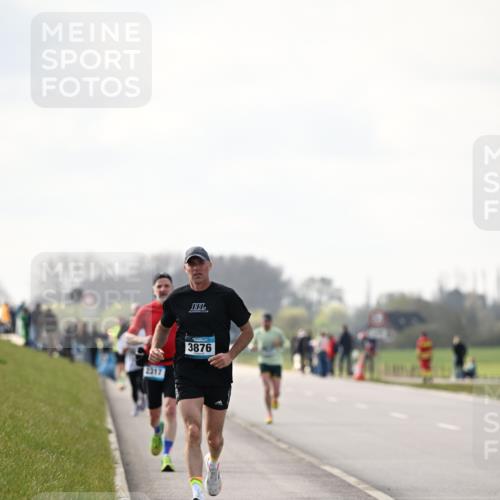12.04.2026 - 45. Internationalen Wilhelmsburger Insellauf Dr. Thomas Lammeyer http://msf.ph/oto/9441017 12.04.2026 10:06:46 Laufen 2317, 3876 meine-sportfotos.de