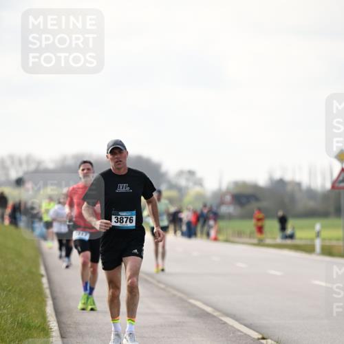 12.04.2026 - 45. Internationalen Wilhelmsburger Insellauf Dr. Thomas Lammeyer http://msf.ph/oto/9441024 12.04.2026 10:06:47 Laufen 7317, 3876 meine-sportfotos.de