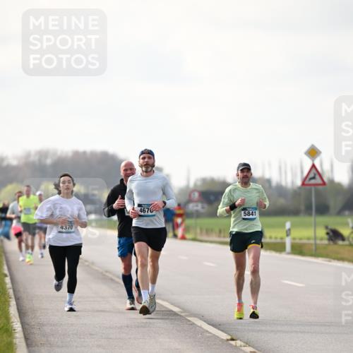 12.04.2026 - 45. Internationalen Wilhelmsburger Insellauf Dr. Thomas Lammeyer http://msf.ph/oto/9441062 12.04.2026 10:06:54 Laufen 4370, 4670, 5841 meine-sportfotos.de