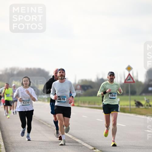 12.04.2026 - 45. Internationalen Wilhelmsburger Insellauf Dr. Thomas Lammeyer http://msf.ph/oto/9441066 12.04.2026 10:06:55 Laufen 4670, 4370, 5841 meine-sportfotos.de