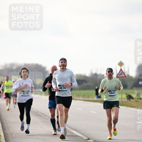 12.04.2026 - 45. Internationalen Wilhelmsburger Insellauf Dr. Thomas Lammeyer http://msf.ph/oto/9441070 12.04.2026 10:06:56 Laufen 4370, 4670, 5841 meine-sportfotos.de