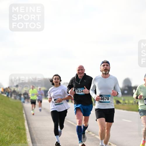 12.04.2026 - 45. Internationalen Wilhelmsburger Insellauf Dr. Thomas Lammeyer http://msf.ph/oto/9441081 12.04.2026 10:06:58 Laufen 5534, 4670, 5 meine-sportfotos.de