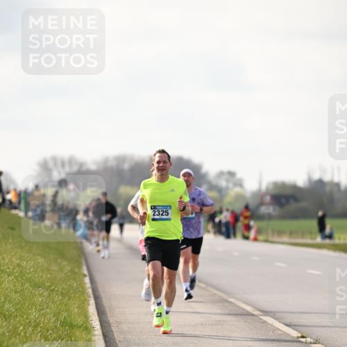 12.04.2026 - 45. Internationalen Wilhelmsburger Insellauf Dr. Thomas Lammeyer http://msf.ph/oto/9441098 12.04.2026 10:07:04 Laufen 2325 meine-sportfotos.de