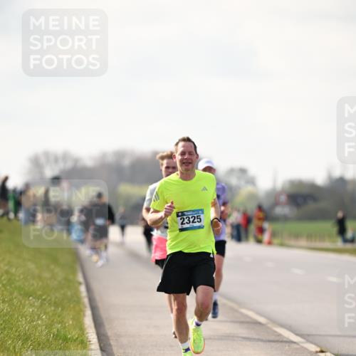 12.04.2026 - 45. Internationalen Wilhelmsburger Insellauf Dr. Thomas Lammeyer http://msf.ph/oto/9441105 12.04.2026 10:07:05 Laufen 2325 meine-sportfotos.de