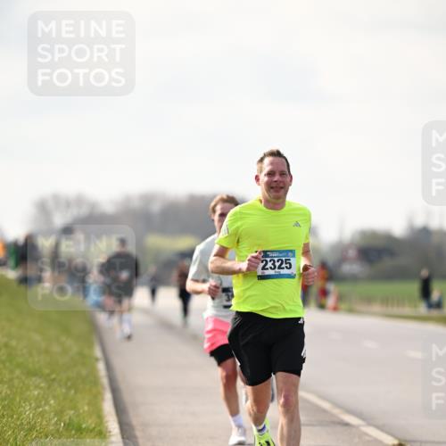 12.04.2026 - 45. Internationalen Wilhelmsburger Insellauf Dr. Thomas Lammeyer http://msf.ph/oto/9441111 12.04.2026 10:07:06 Laufen 2325 meine-sportfotos.de