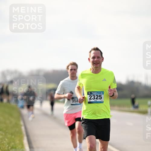 12.04.2026 - 45. Internationalen Wilhelmsburger Insellauf Dr. Thomas Lammeyer http://msf.ph/oto/9441117 12.04.2026 10:07:07 Laufen 2325 meine-sportfotos.de