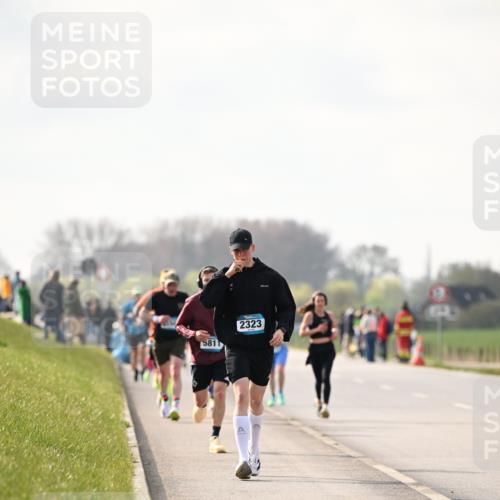 12.04.2026 - 45. Internationalen Wilhelmsburger Insellauf Dr. Thomas Lammeyer http://msf.ph/oto/9441142 12.04.2026 10:07:15 Laufen 5811, 2323 meine-sportfotos.de