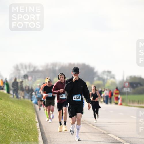 12.04.2026 - 45. Internationalen Wilhelmsburger Insellauf Dr. Thomas Lammeyer http://msf.ph/oto/9441146 12.04.2026 10:07:15 Laufen 5811, 2323 meine-sportfotos.de