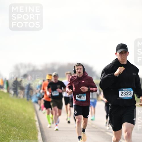 12.04.2026 - 45. Internationalen Wilhelmsburger Insellauf Dr. Thomas Lammeyer http://msf.ph/oto/9441160 12.04.2026 10:07:19 Laufen 2323, 5811 meine-sportfotos.de