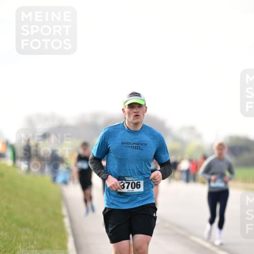12.04.2026 - 45. Internationalen Wilhelmsburger Insellauf Dr. Thomas Lammeyer http://msf.ph/oto/9441225 12.04.2026 10:07:34 Laufen 3706 meine-sportfotos.de