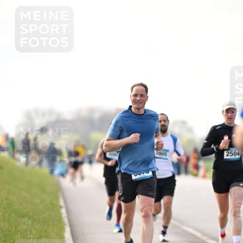 12.04.2026 - 45. Internationalen Wilhelmsburger Insellauf Dr. Thomas Lammeyer http://msf.ph/oto/9441247 12.04.2026 10:07:38 Laufen 2504 meine-sportfotos.de