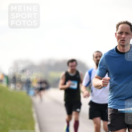 12.04.2026 - 45. Internationalen Wilhelmsburger Insellauf Dr. Thomas Lammeyer http://msf.ph/oto/9441258 12.04.2026 10:07:41 Laufen  meine-sportfotos.de