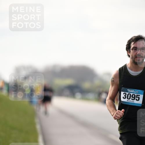 12.04.2026 - 45. Internationalen Wilhelmsburger Insellauf Dr. Thomas Lammeyer http://msf.ph/oto/9441279 12.04.2026 10:07:44 Laufen 45, 3095 meine-sportfotos.de