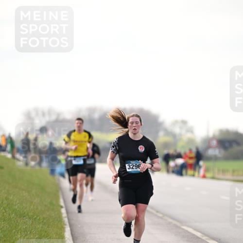 12.04.2026 - 45. Internationalen Wilhelmsburger Insellauf Dr. Thomas Lammeyer http://msf.ph/oto/9441305 12.04.2026 10:07:56 Laufen 3296 meine-sportfotos.de