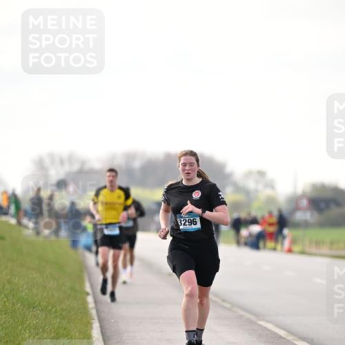 12.04.2026 - 45. Internationalen Wilhelmsburger Insellauf Dr. Thomas Lammeyer http://msf.ph/oto/9441306 12.04.2026 10:07:56 Laufen 3296 meine-sportfotos.de