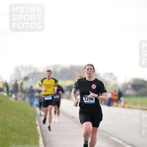 12.04.2026 - 45. Internationalen Wilhelmsburger Insellauf Dr. Thomas Lammeyer http://msf.ph/oto/9441311 12.04.2026 10:07:57 Laufen 3296 meine-sportfotos.de