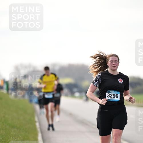12.04.2026 - 45. Internationalen Wilhelmsburger Insellauf Dr. Thomas Lammeyer http://msf.ph/oto/9441321 12.04.2026 10:07:58 Laufen 3296 meine-sportfotos.de