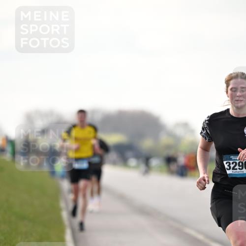 12.04.2026 - 45. Internationalen Wilhelmsburger Insellauf Dr. Thomas Lammeyer http://msf.ph/oto/9441326 12.04.2026 10:07:59 Laufen 45, 3296 meine-sportfotos.de