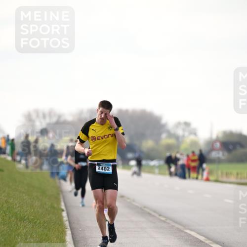 12.04.2026 - 45. Internationalen Wilhelmsburger Insellauf Dr. Thomas Lammeyer http://msf.ph/oto/9441340 12.04.2026 10:08:01 Laufen 2402 meine-sportfotos.de