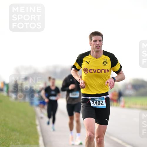 12.04.2026 - 45. Internationalen Wilhelmsburger Insellauf Dr. Thomas Lammeyer http://msf.ph/oto/9441362 12.04.2026 10:08:04 Laufen 09, 4, 2402 meine-sportfotos.de