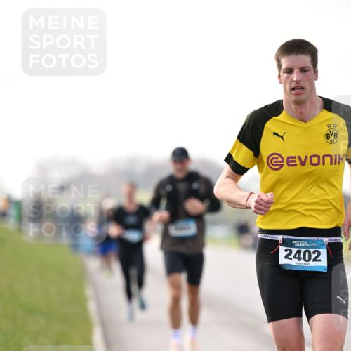 12.04.2026 - 45. Internationalen Wilhelmsburger Insellauf Dr. Thomas Lammeyer http://msf.ph/oto/9441368 12.04.2026 10:08:06 Laufen 09, 45, 2402 meine-sportfotos.de