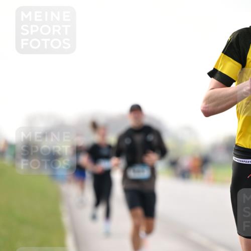 12.04.2026 - 45. Internationalen Wilhelmsburger Insellauf Dr. Thomas Lammeyer http://msf.ph/oto/9441375 12.04.2026 10:08:06 Laufen  meine-sportfotos.de