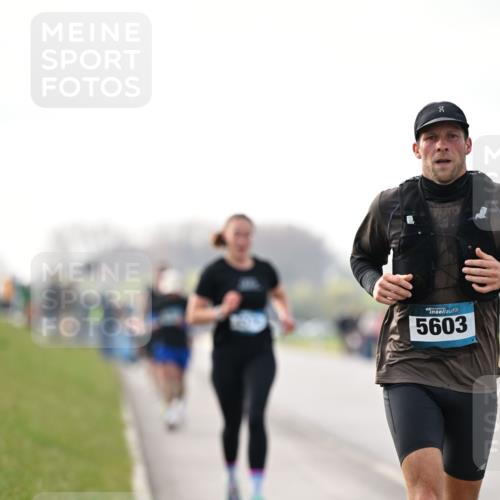 12.04.2026 - 45. Internationalen Wilhelmsburger Insellauf Dr. Thomas Lammeyer http://msf.ph/oto/9441392 12.04.2026 10:08:09 Laufen 50, 5603 meine-sportfotos.de