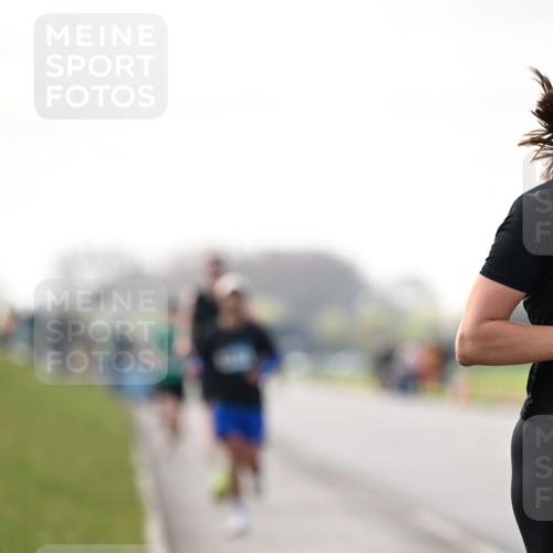12.04.2026 - 45. Internationalen Wilhelmsburger Insellauf Dr. Thomas Lammeyer http://msf.ph/oto/9441420 12.04.2026 10:08:14 Laufen  meine-sportfotos.de