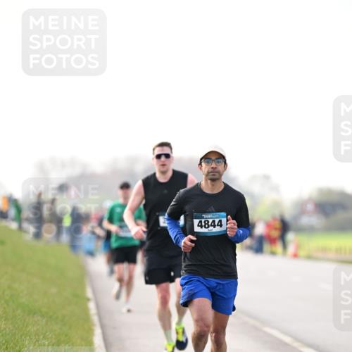 12.04.2026 - 45. Internationalen Wilhelmsburger Insellauf Dr. Thomas Lammeyer http://msf.ph/oto/9441436 12.04.2026 10:08:17 Laufen 4844 meine-sportfotos.de
