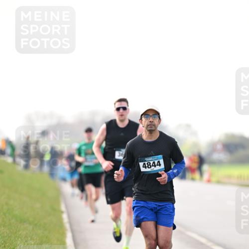 12.04.2026 - 45. Internationalen Wilhelmsburger Insellauf Dr. Thomas Lammeyer http://msf.ph/oto/9441438 12.04.2026 10:08:17 Laufen 36, 4844 meine-sportfotos.de