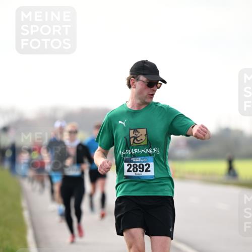 12.04.2026 - 45. Internationalen Wilhelmsburger Insellauf Dr. Thomas Lammeyer http://msf.ph/oto/9441479 12.04.2026 10:08:25 Laufen 2892 meine-sportfotos.de