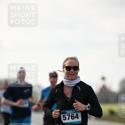 12.04.2026 - 45. Internationalen Wilhelmsburger Insellauf Dr. Thomas Lammeyer http://msf.ph/oto/9441487 12.04.2026 10:08:30 Laufen 45, 5764 meine-sportfotos.de