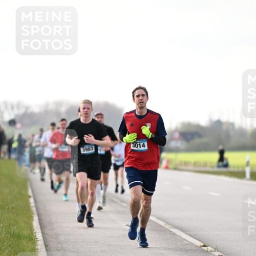 12.04.2026 - 45. Internationalen Wilhelmsburger Insellauf Dr. Thomas Lammeyer http://msf.ph/oto/9441533 12.04.2026 10:08:38 Laufen 3014, 3983 meine-sportfotos.de