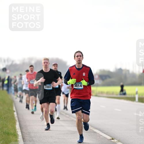 12.04.2026 - 45. Internationalen Wilhelmsburger Insellauf Dr. Thomas Lammeyer http://msf.ph/oto/9441535 12.04.2026 10:08:38 Laufen 3983, 3014 meine-sportfotos.de