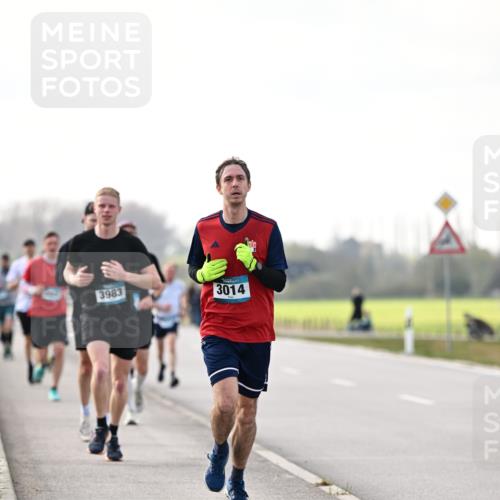 12.04.2026 - 45. Internationalen Wilhelmsburger Insellauf Dr. Thomas Lammeyer http://msf.ph/oto/9441538 12.04.2026 10:08:39 Laufen 3983, 3014 meine-sportfotos.de