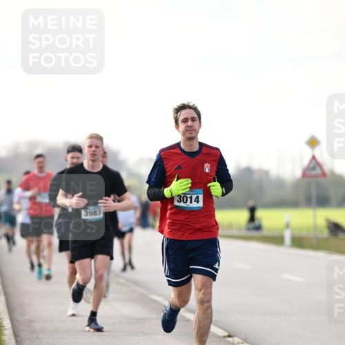 12.04.2026 - 45. Internationalen Wilhelmsburger Insellauf Dr. Thomas Lammeyer http://msf.ph/oto/9441541 12.04.2026 10:08:39 Laufen 3014, 3983 meine-sportfotos.de