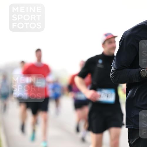 12.04.2026 - 45. Internationalen Wilhelmsburger Insellauf Dr. Thomas Lammeyer http://msf.ph/oto/9441580 12.04.2026 10:08:45 Laufen  meine-sportfotos.de