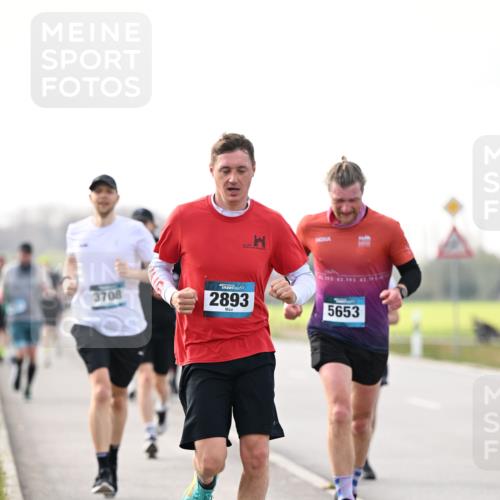 12.04.2026 - 45. Internationalen Wilhelmsburger Insellauf Dr. Thomas Lammeyer http://msf.ph/oto/9441589 12.04.2026 10:08:47 Laufen 3708, 2893, 5653 meine-sportfotos.de