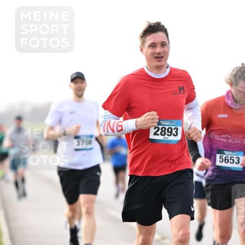 12.04.2026 - 45. Internationalen Wilhelmsburger Insellauf Dr. Thomas Lammeyer http://msf.ph/oto/9441598 12.04.2026 10:08:48 Laufen 3700, 2893, 5653 meine-sportfotos.de